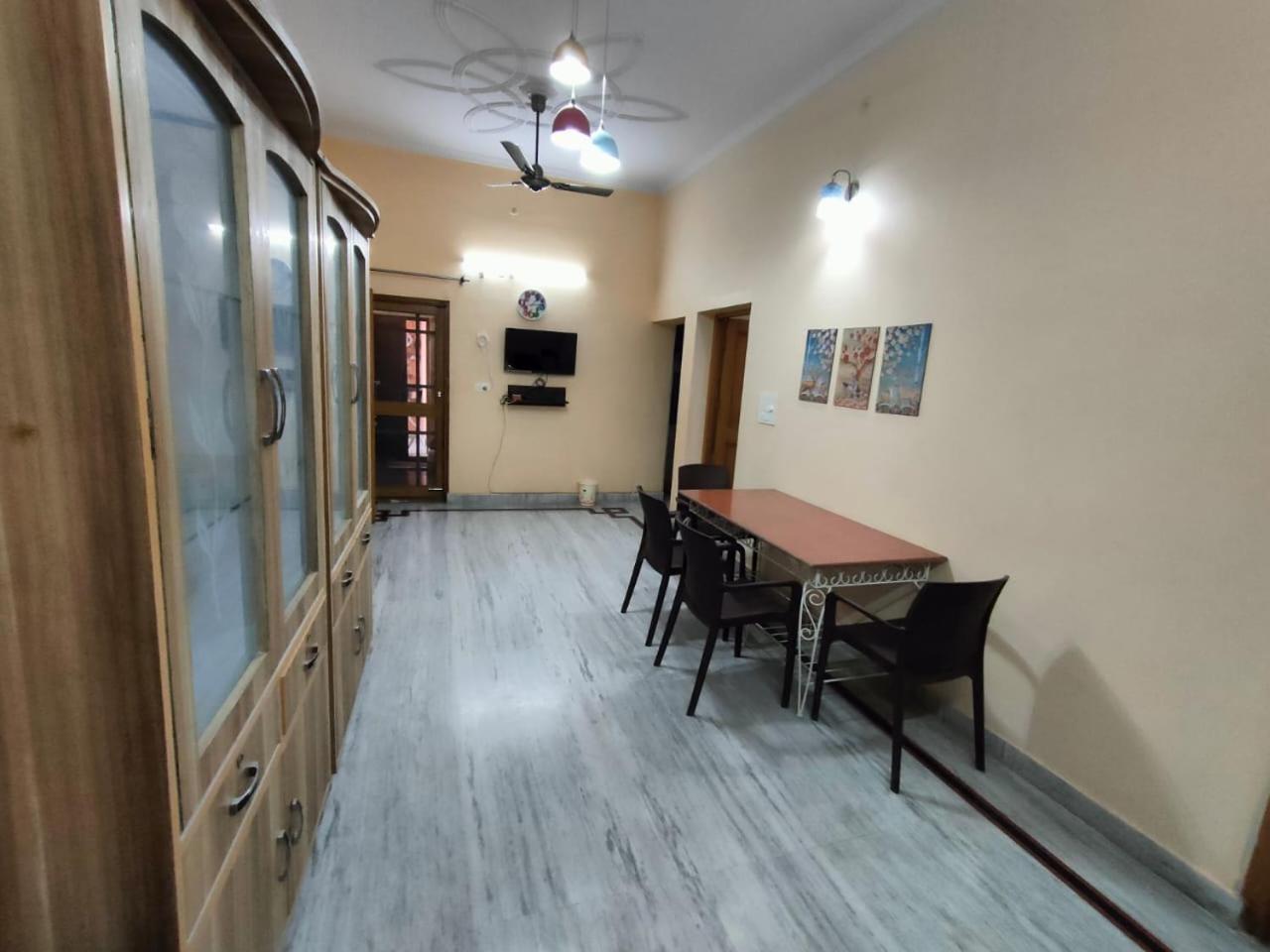 Nature View Homestay Dehradun Room photo