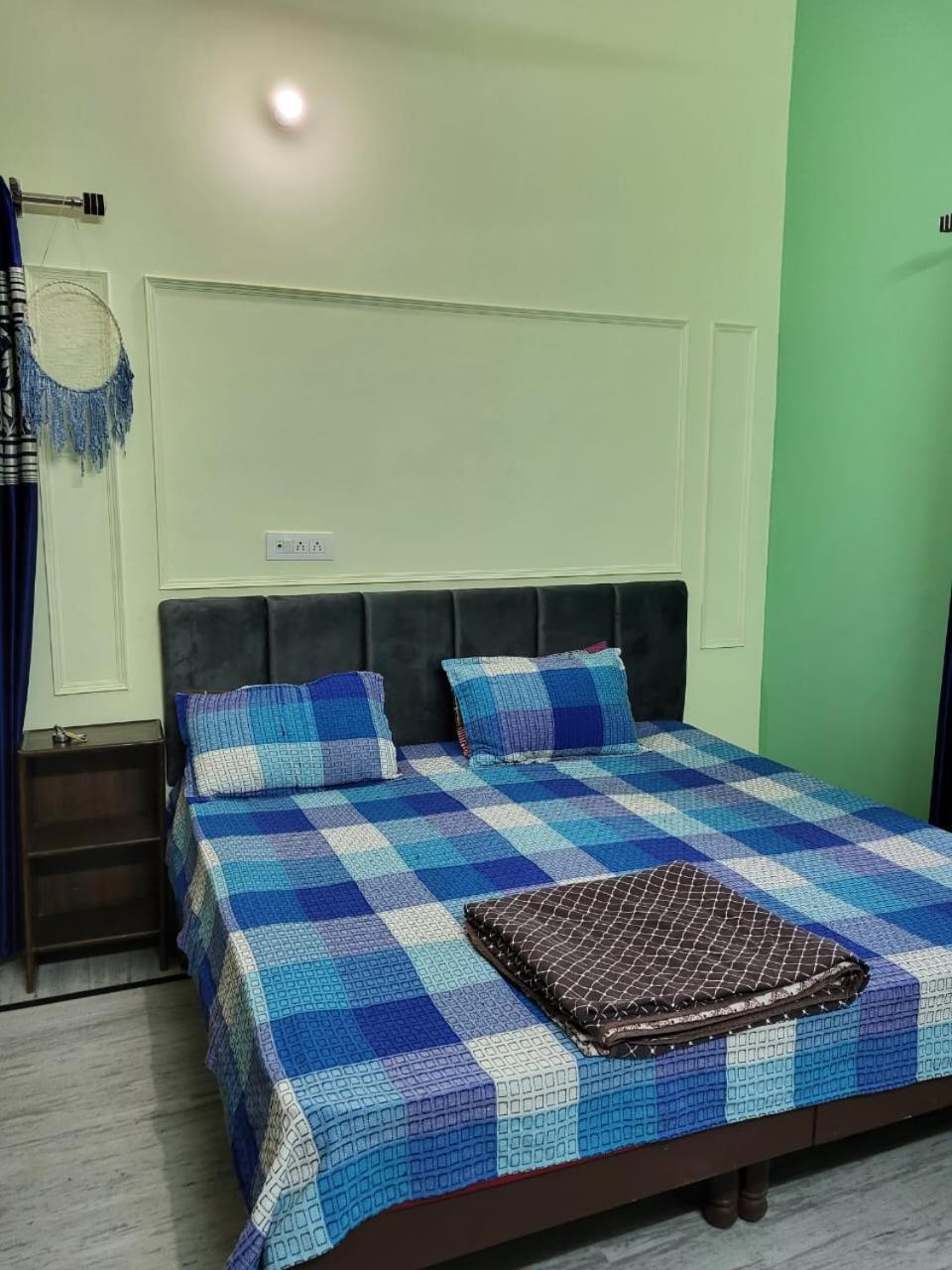 Nature View Homestay Dehradun Room photo